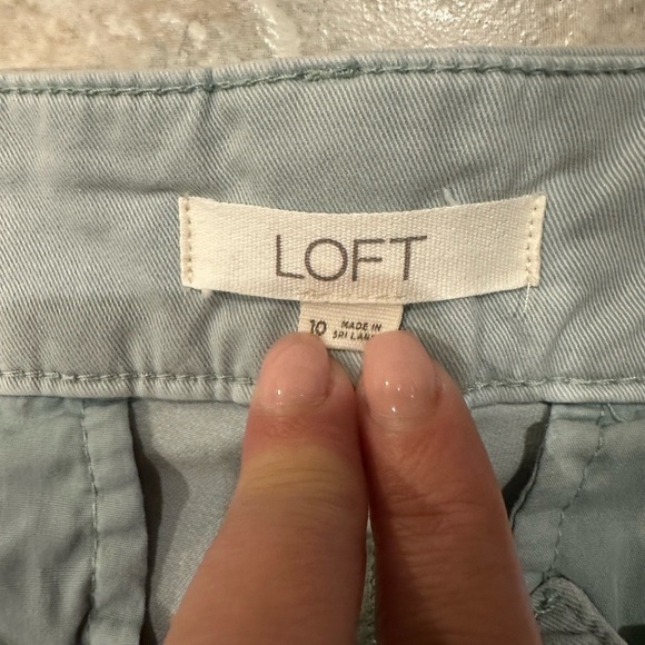 Loft Women's pale Blue flat front Pants Size 10 - Picture 2 of 6